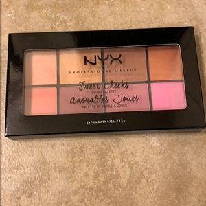 NEW - NYX sweet cheeks blush pallet